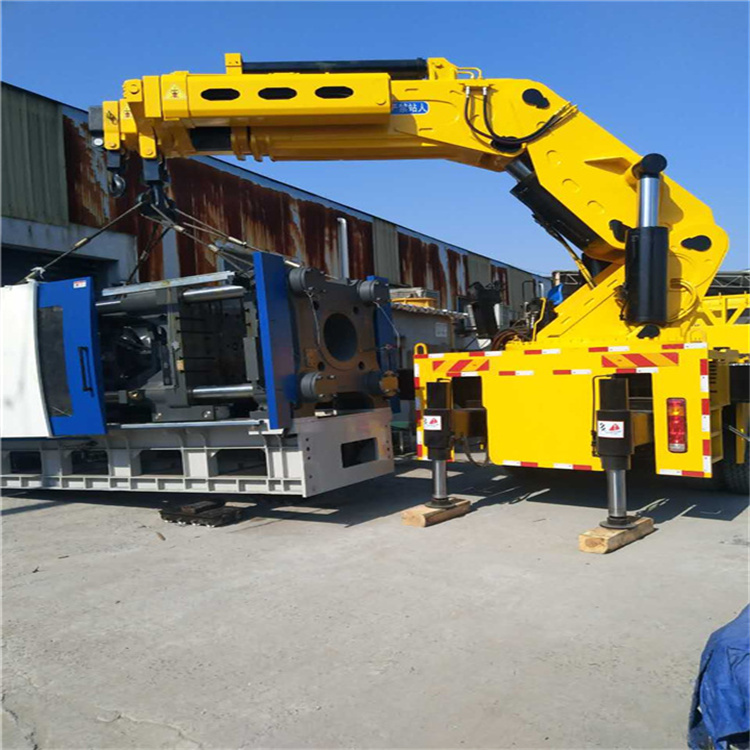 金湾优质大吨位随车吊出租服务，助您高效施工