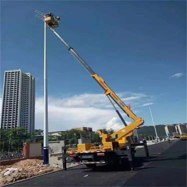 金湾维修路灯的曲臂升降车出租