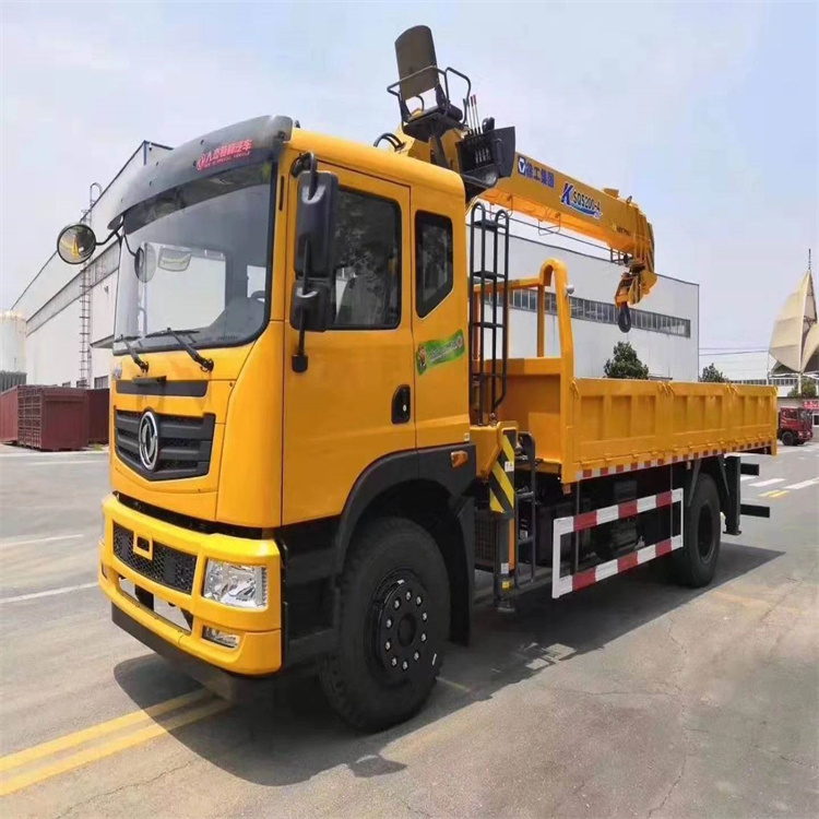 金湾附近找一辆随车吊出租